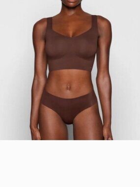 NAKED PLUNGE LONGLINE BRA